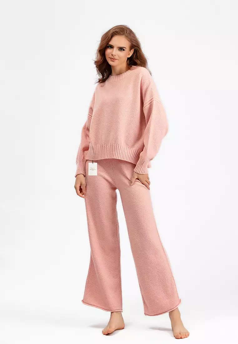 Square pants outfit for teenager 2025