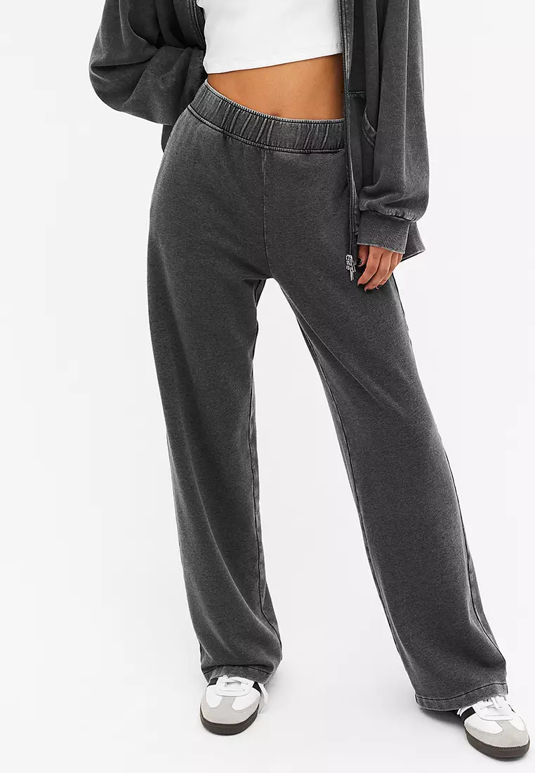 Wide leg jogging on sale pants