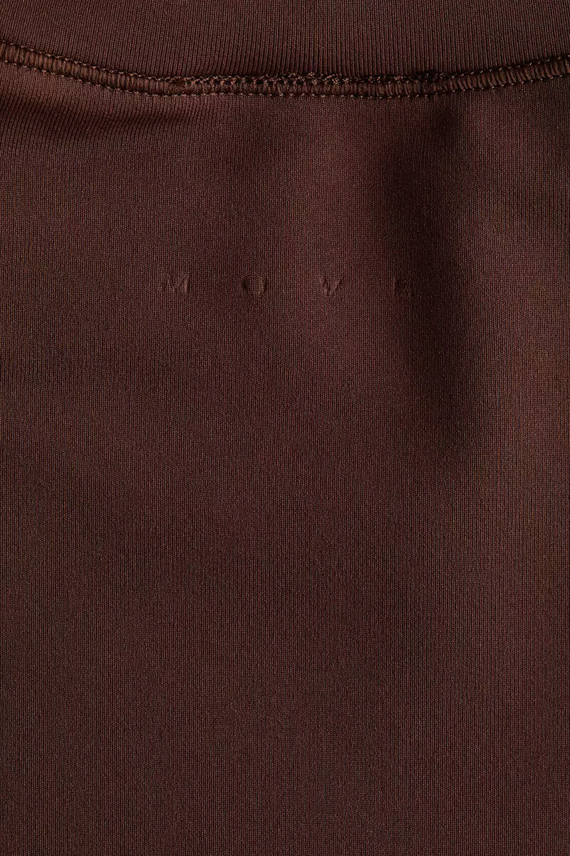 Seamless Slim Fit Sports T-shirt with DryMove™