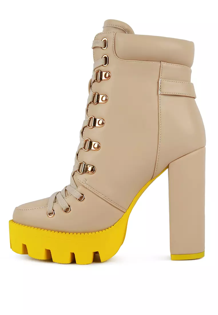 Cushion Collared Biker Boot in Beige