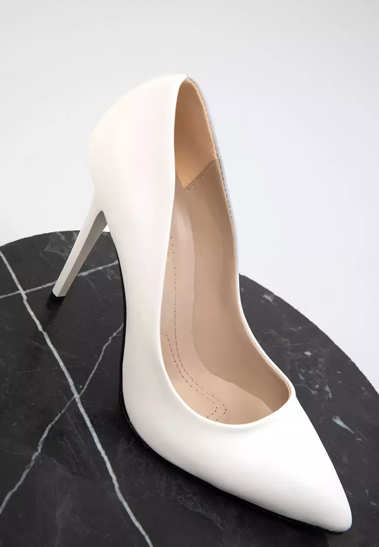 19720 Model White Women's Classic Heeled Shoes