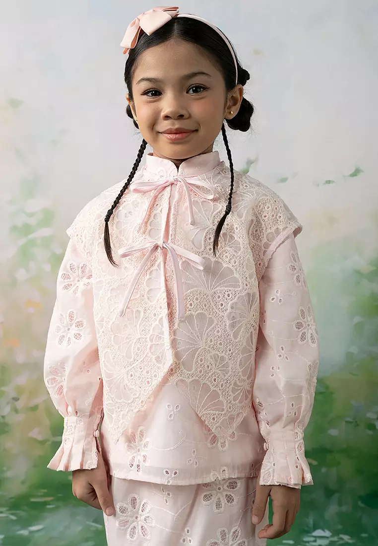 Amelia Kedah with Vest Set