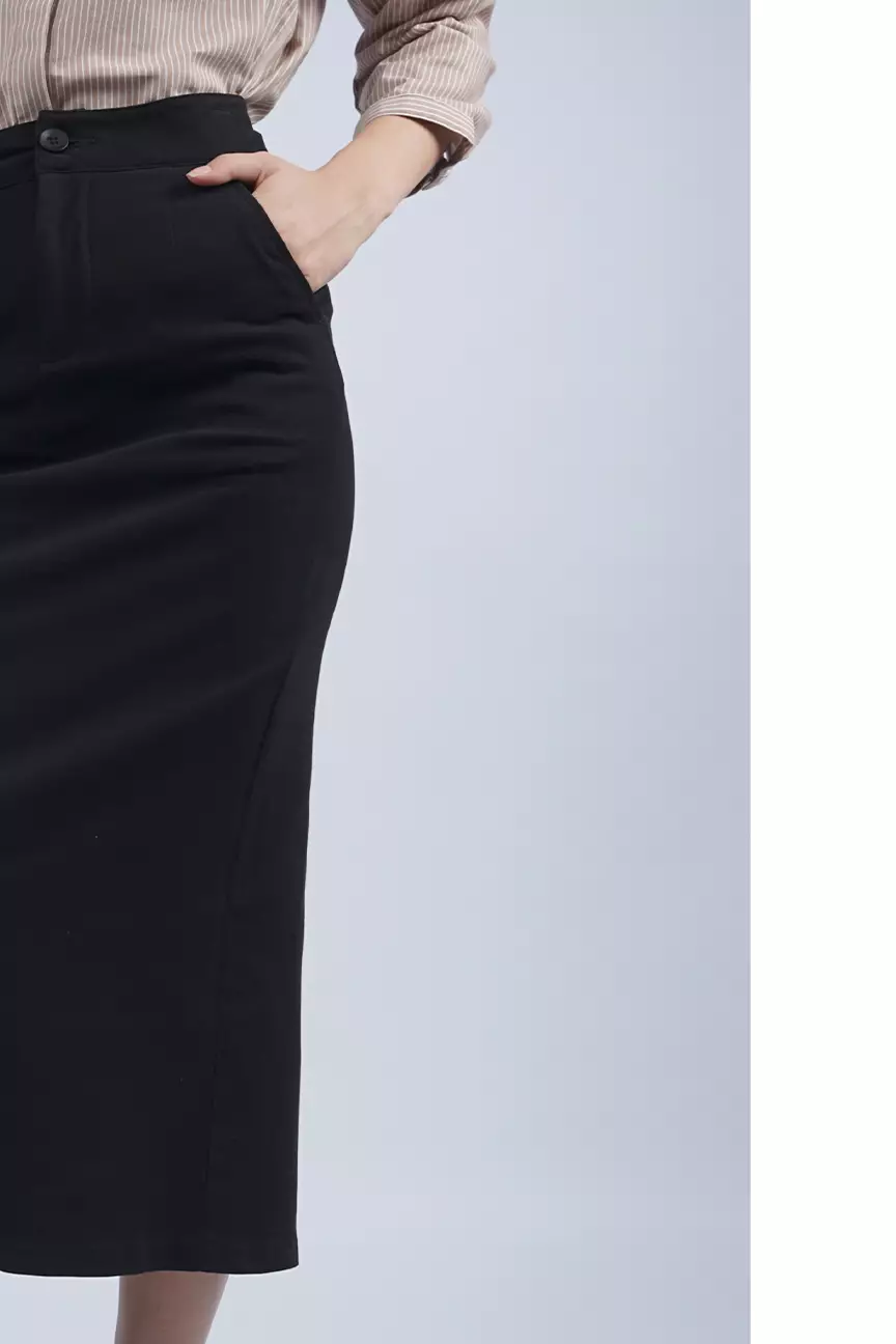Rok Cesca Black