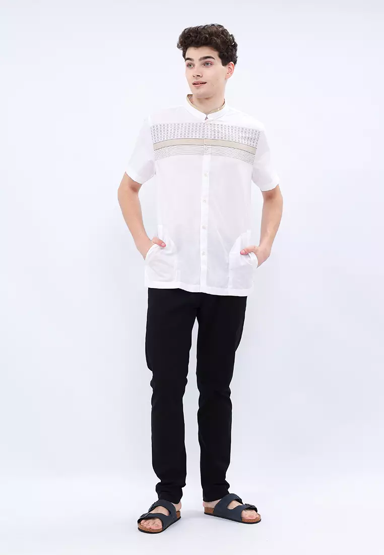 MANZONE - Kemeja Koko Lengan Pendek Pria Sabaca Modern Fit - White