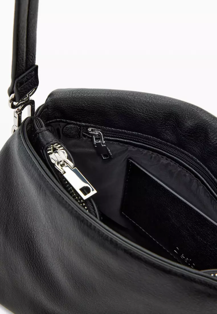 Medium bag with logo charm