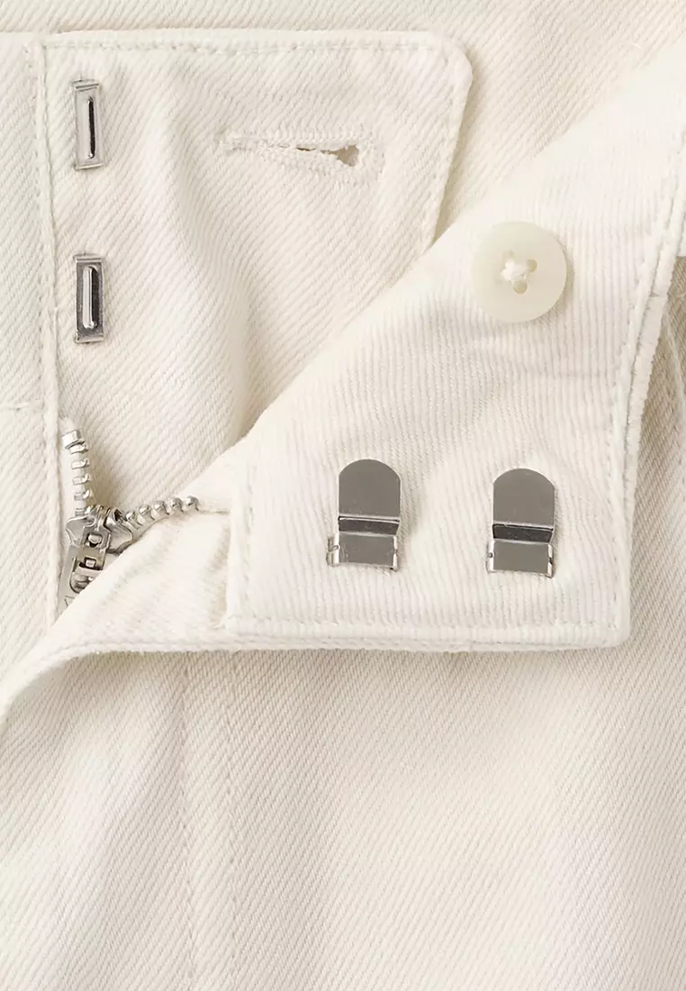 Wide Leg Mid-Rise Jeans