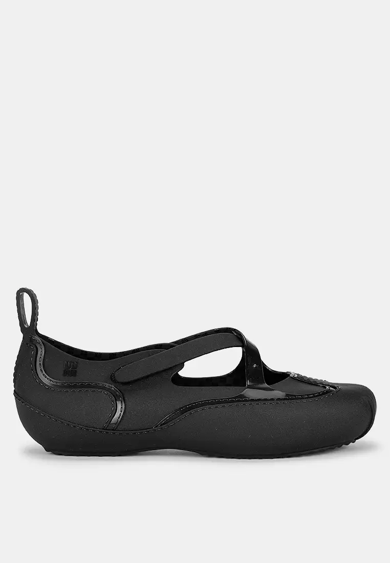 Aira Flats