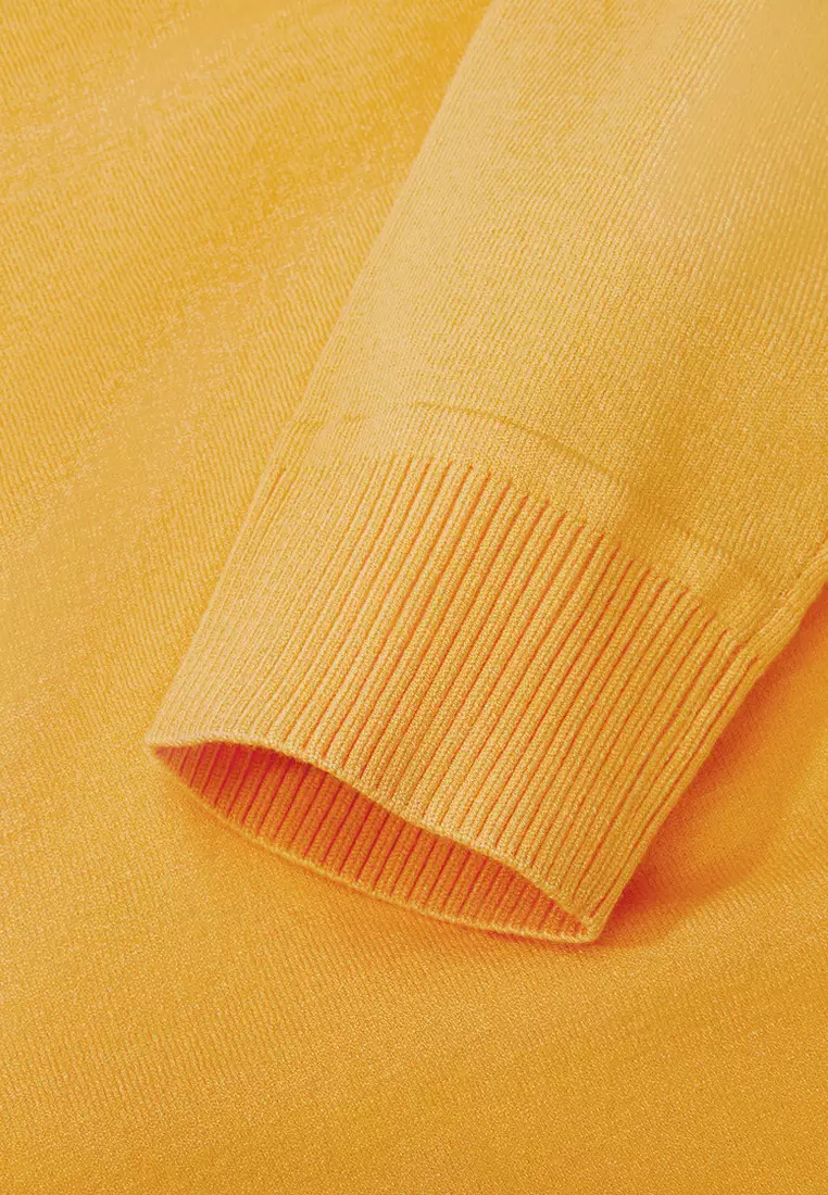 Outer V Neck Dry Touch Compact Sweater