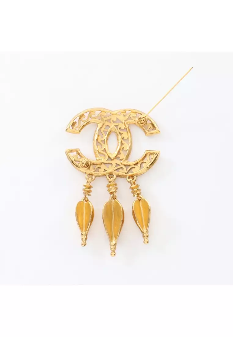 Chanel CC gold tone brooch 🌟1HR price drop🌟