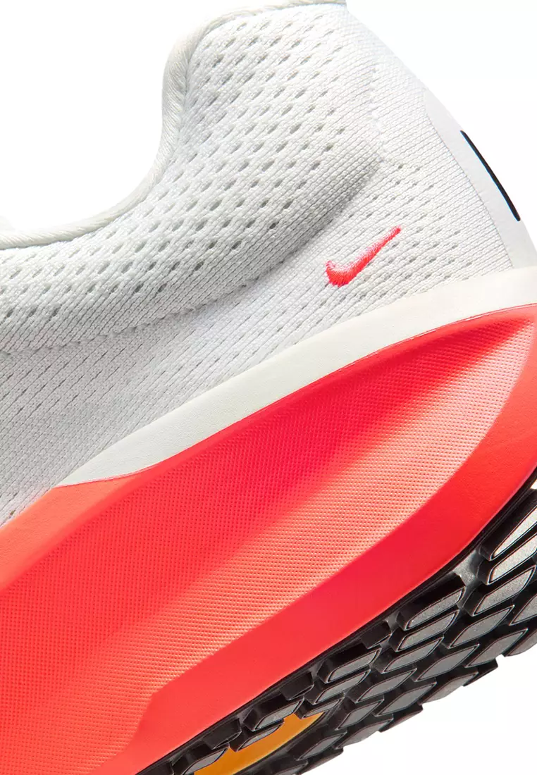 Winflo 11 Road Running Shoes