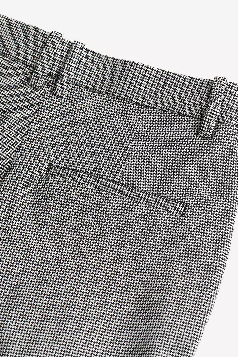 Slit-hem trousers