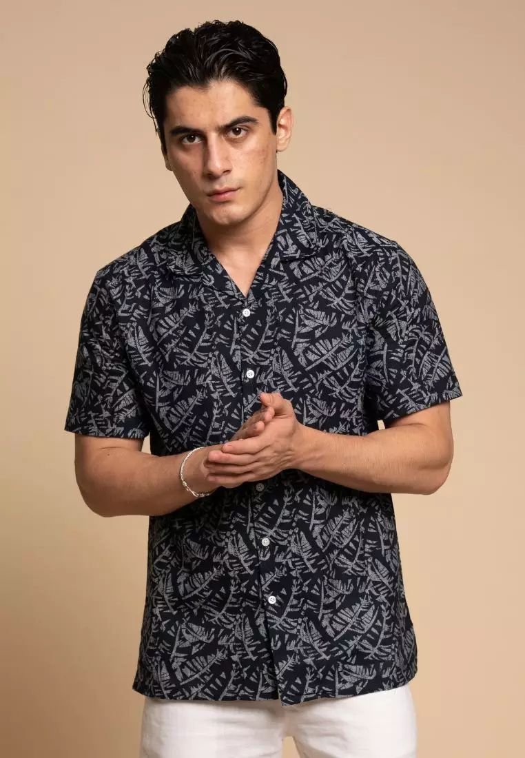 Diego Kemeja Linen Lengan Pendek Pria Navy Motif | Linen Short Sleeve Shirt Men Patterned Navy