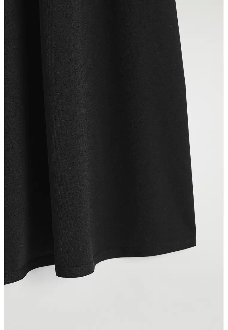 SLEEVELESS KNITTED MIDI DRESS