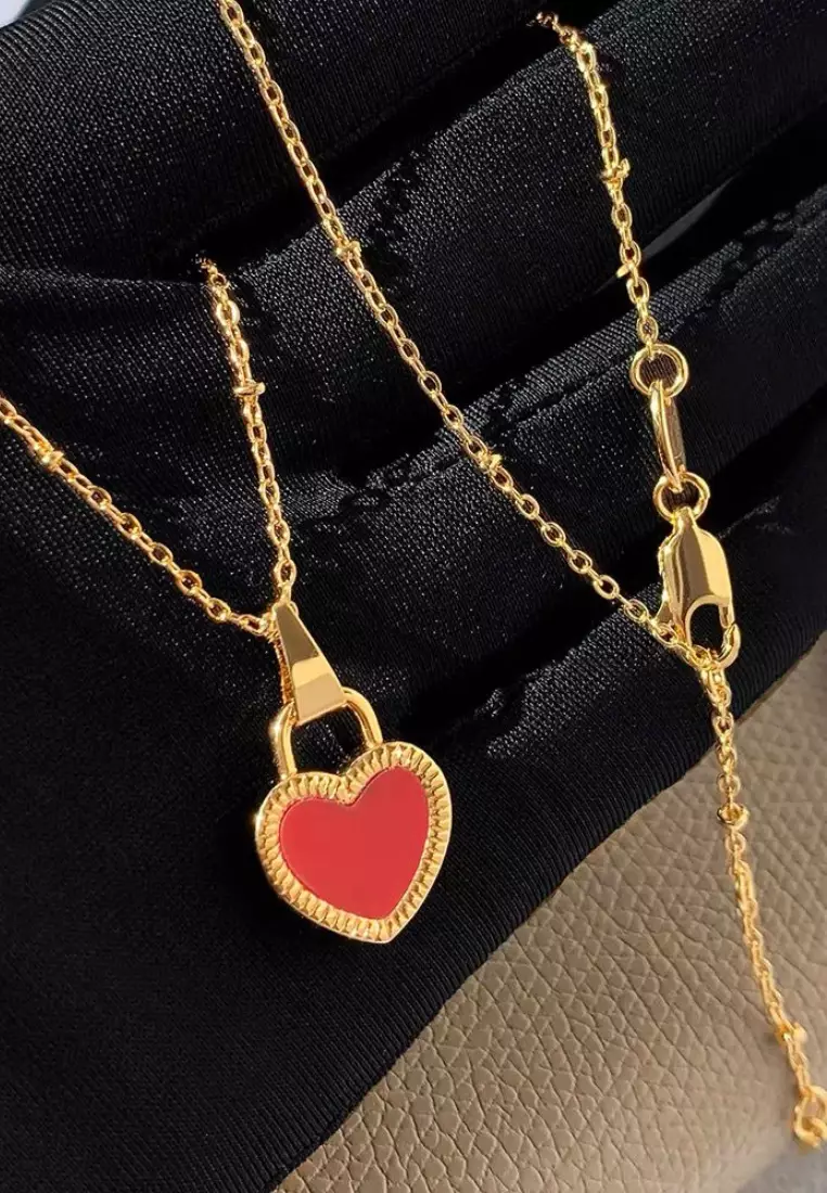 Passionate Love Reversible Two Side Heart Pendant with Red and Black Ceramic Inlay Chain Necklace in Gold