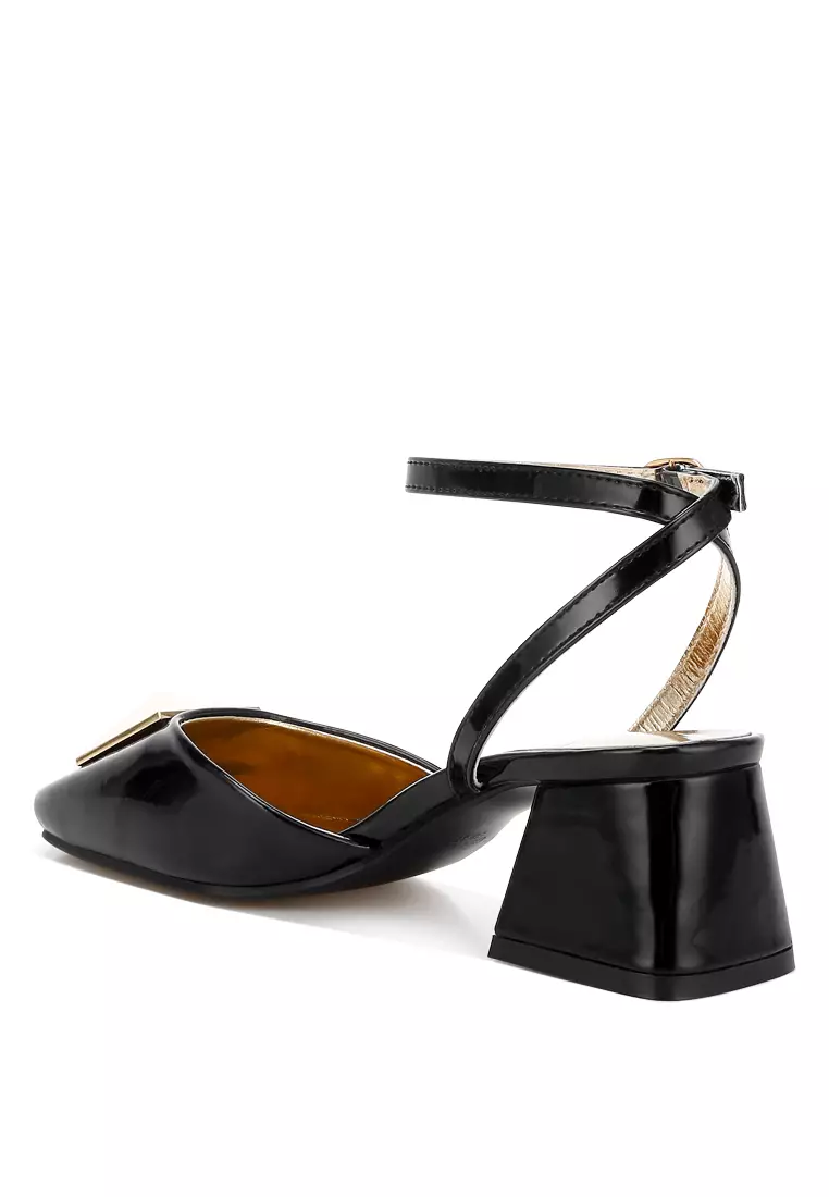 Detail Bros Sandal Tali Pergelangan Kaki Warna Hitam